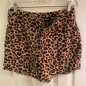 Leopard pattern Shorts